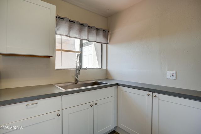 17661 E BLUEJAY Drive, Mayer, AZ 86333