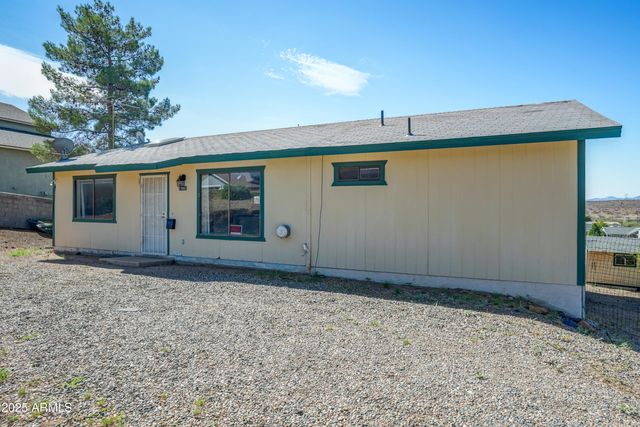 17661 E BLUEJAY Drive, Mayer, AZ 86333