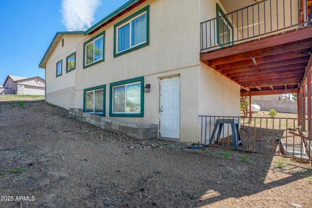 17661 E BLUEJAY Drive, Mayer, AZ 86333