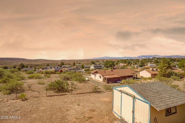 17661 E BLUEJAY Drive, Mayer, AZ 86333