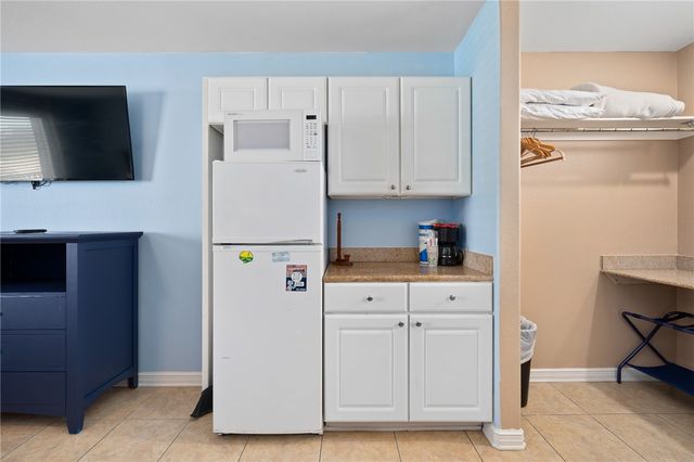 1926 On The Beach Dr 432, Port Aransas, TX 78373