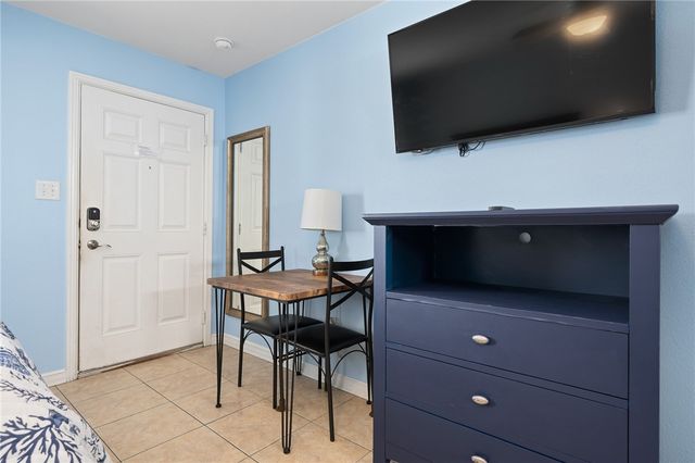 1926 On The Beach Dr 432, Port Aransas, TX 78373