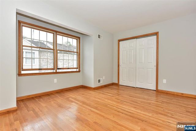 196 W Madison Avenue 7B, Dumont, NJ 07628