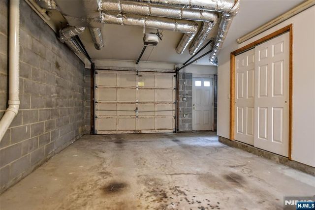 196 W Madison Avenue 7B, Dumont, NJ 07628