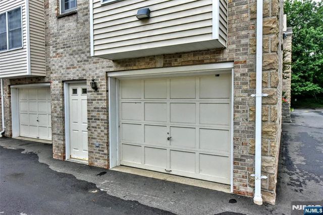 196 W Madison Avenue 7B, Dumont, NJ 07628