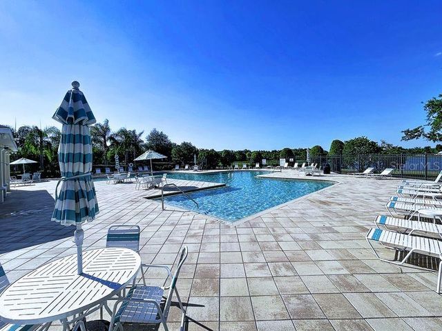 10662 PICTORIAL PARK DRIVE, Tampa, FL 33647