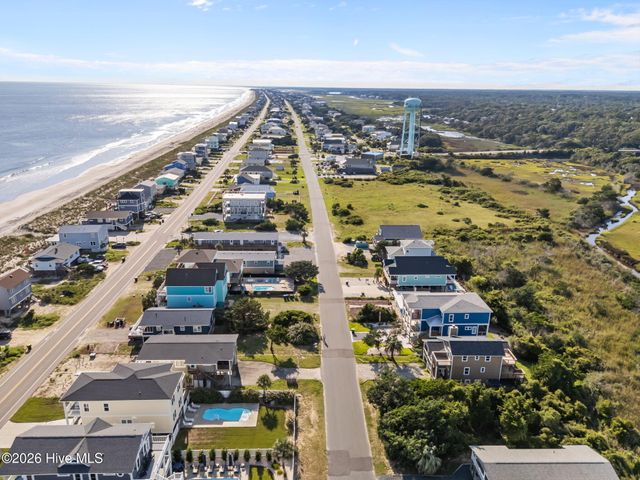 312 E Dolphin Drive, Oak Island, NC 28465
