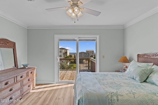 312 E Dolphin Drive, Oak Island, NC 28465