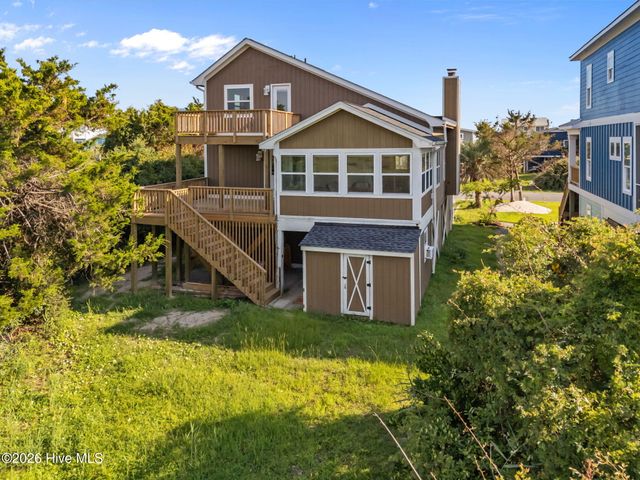 312 E Dolphin Drive, Oak Island, NC 28465