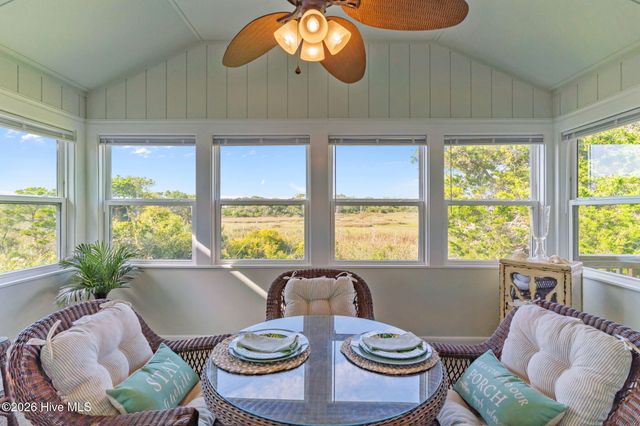 312 E Dolphin Drive, Oak Island, NC 28465