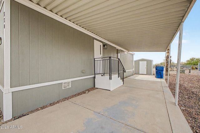 2000 S APACHE Road 220, Buckeye, AZ 85326