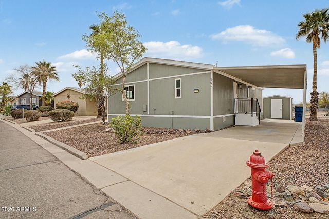 2000 S APACHE Road 220, Buckeye, AZ 85326