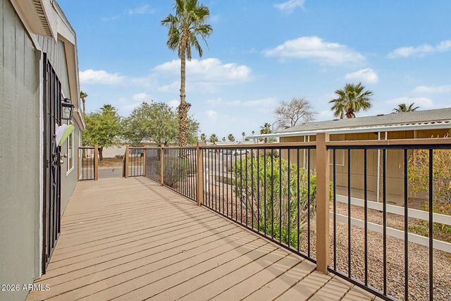 2000 S APACHE Road 220, Buckeye, AZ 85326