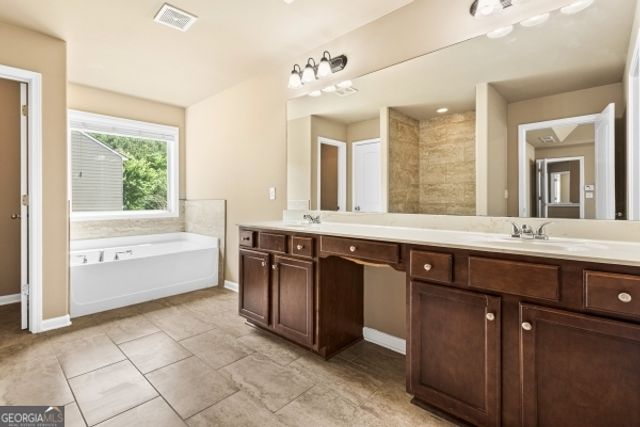 3920 LAKE MANOR Way, Atlanta, GA 30349