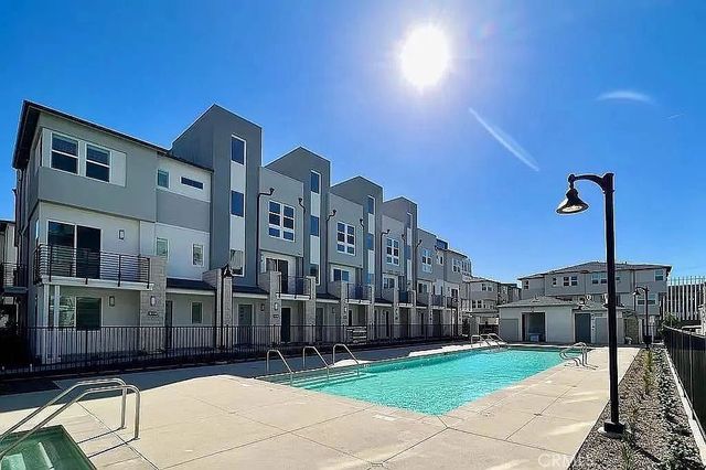 2019 W Bushell, Anaheim, CA 92805