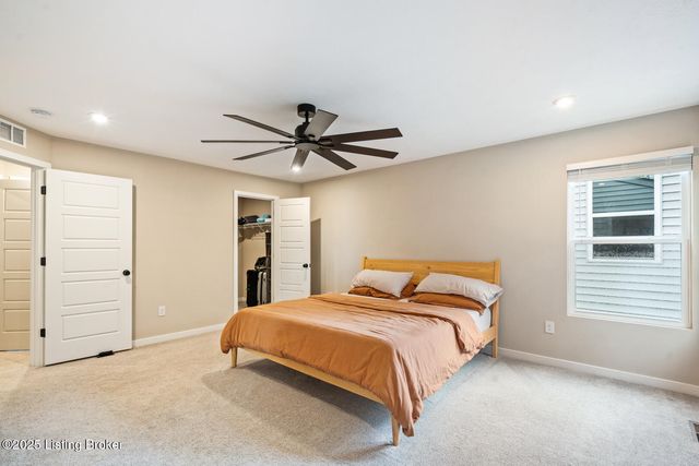 18070 Bridle Run Dr, Louisville, KY 40245