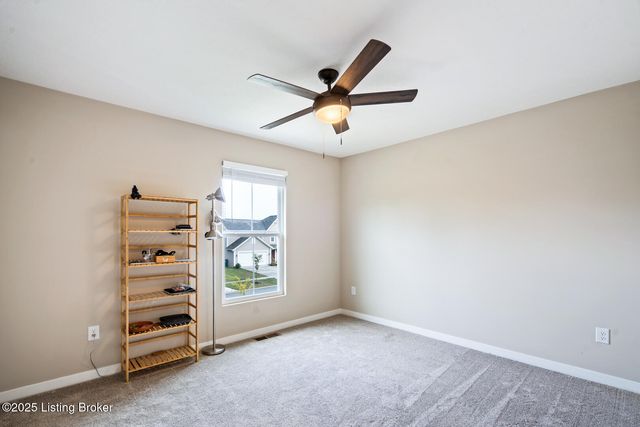 18070 Bridle Run Dr, Louisville, KY 40245