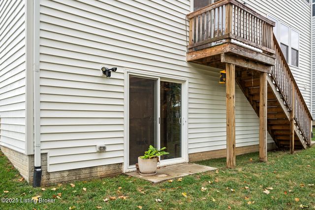 18070 Bridle Run Dr, Louisville, KY 40245