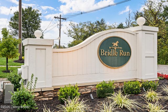 18070 Bridle Run Dr, Louisville, KY 40245