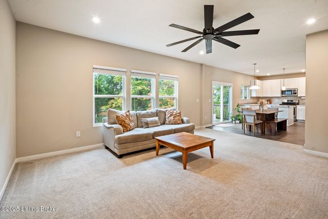 18070 Bridle Run Dr, Louisville, KY 40245