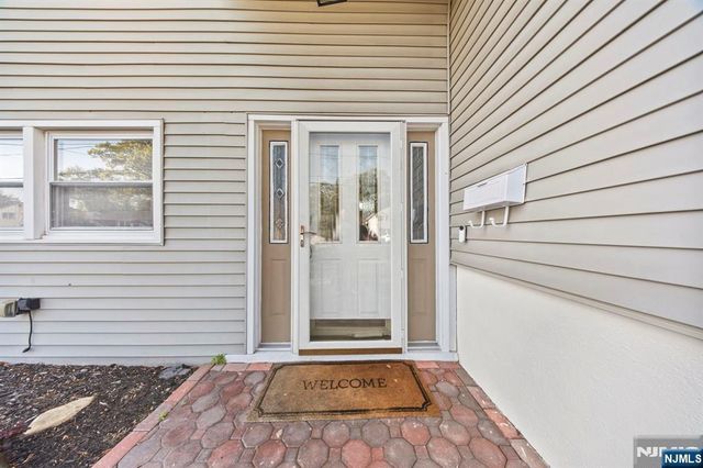 62 Sycamore Road, Dumont, NJ 07628