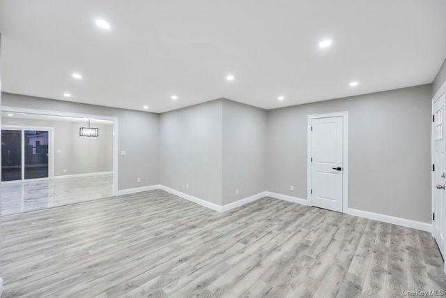 27 Ash Street, Central Islip, NY 11722