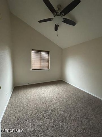 5225 ROGER MARIS Drive, El Paso, TX 79934