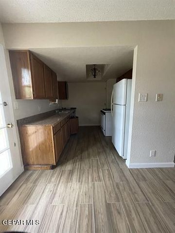 5225 ROGER MARIS Drive, El Paso, TX 79934