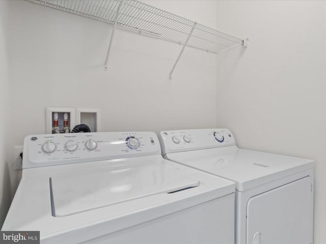 43381 RICKENBACKER SQ, Ashburn, VA 20147