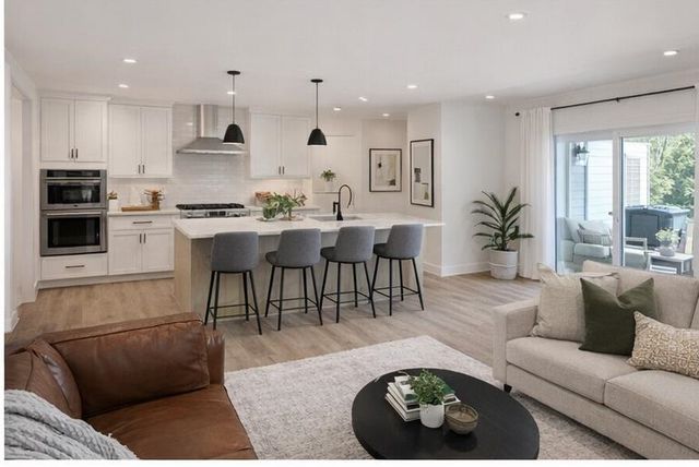 14-2 Jewett Road, Hopkinton, NH 03229