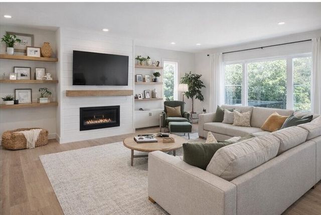 14-2 Jewett Road, Hopkinton, NH 03229