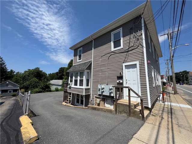 1383 Main Street, West Warwick, RI 02893