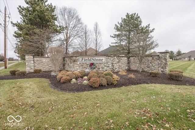 1594 Stonewall Drive, Greenfield, IN 46140