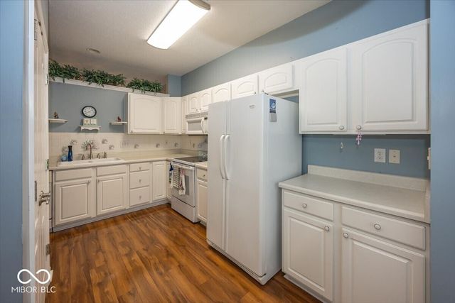 1594 Stonewall Drive, Greenfield, IN 46140