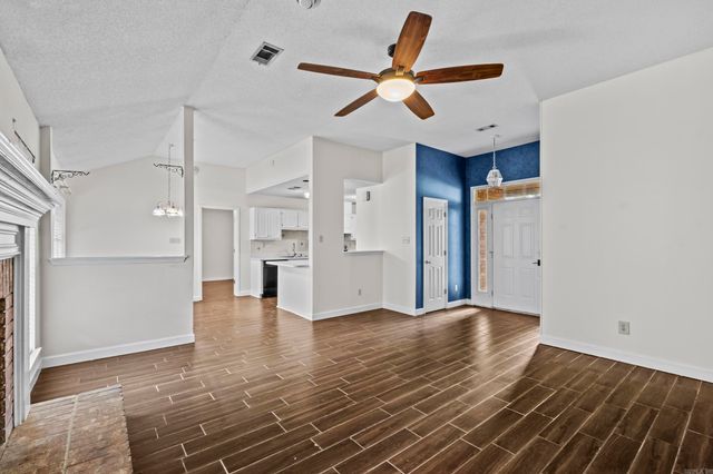 2402 Austin Oaks Drive, Sherwood, AR 72120