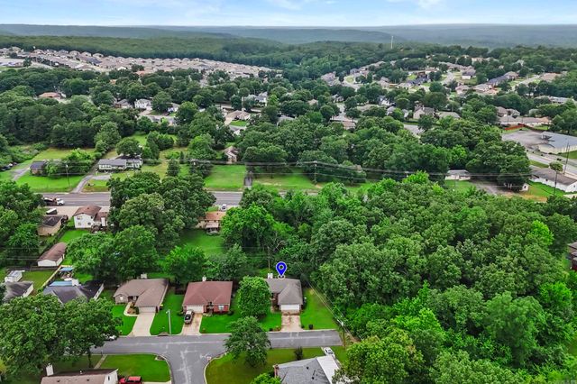 2402 Austin Oaks Drive, Sherwood, AR 72120