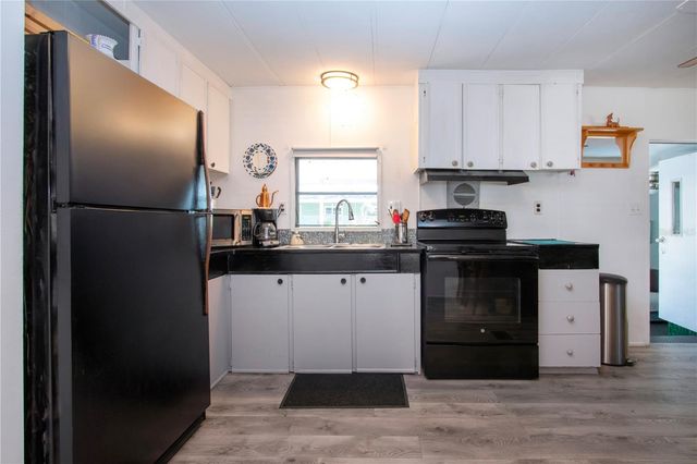 420 49TH STREET E 116, Palmetto, FL 34221