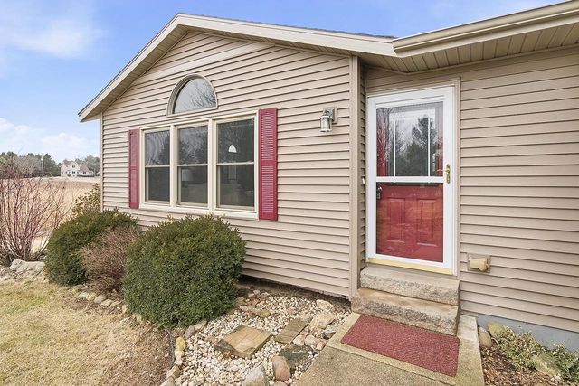 N5902 County Road Q, Jefferson, WI 53549