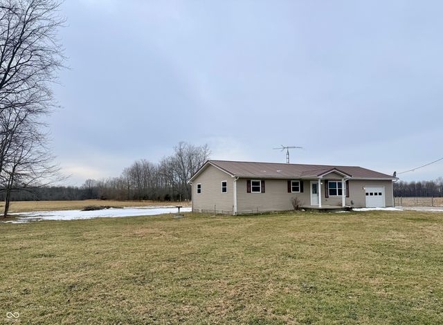 3132 S County Road 1300 E, Crothersville, IN 47229