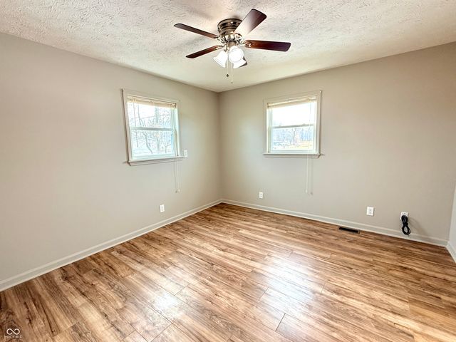 3132 S County Road 1300 E, Crothersville, IN 47229