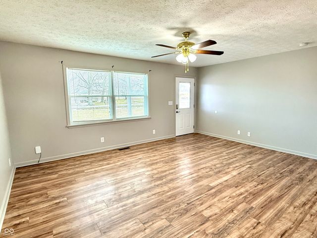 3132 S County Road 1300 E, Crothersville, IN 47229