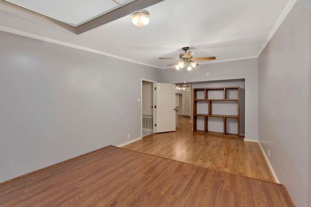 7648 Broadview Drive, Houston, TX 77061