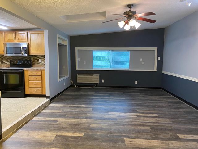 7648 Broadview Drive, Houston, TX 77061