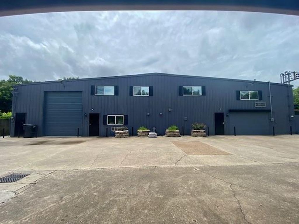 7648 Broadview Drive, Houston, TX 77061