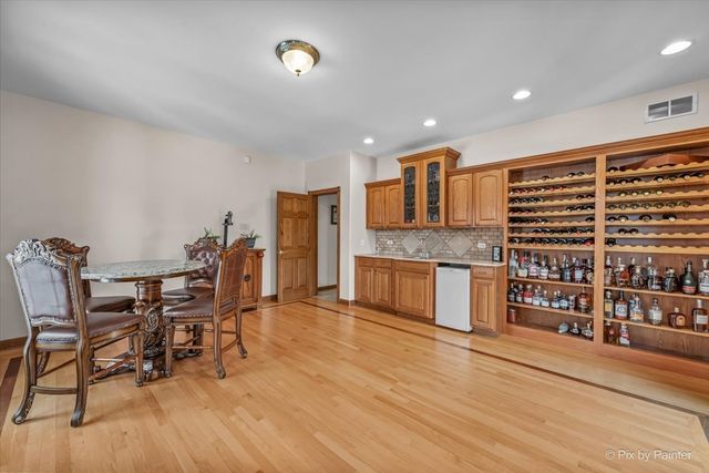 10018 Haegers Bend Road, Barrington Hills, IL 60102