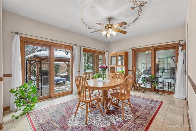 10018 Haegers Bend Road, Barrington Hills, IL 60102