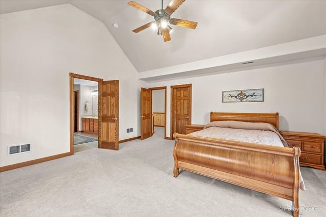 10018 Haegers Bend Road, Barrington Hills, IL 60102