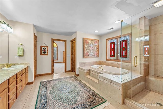 10018 Haegers Bend Road, Barrington Hills, IL 60102