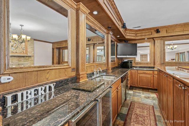 10018 Haegers Bend Road, Barrington Hills, IL 60102