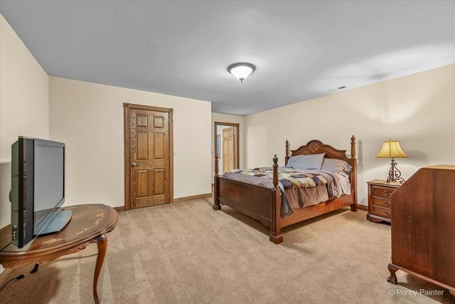 10018 Haegers Bend Road, Barrington Hills, IL 60102